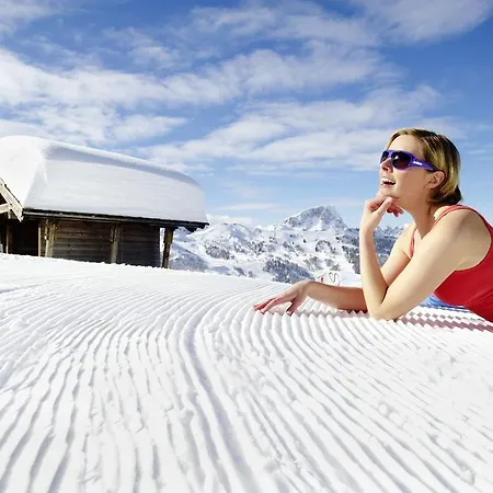 Montanara Haus Apartamento *