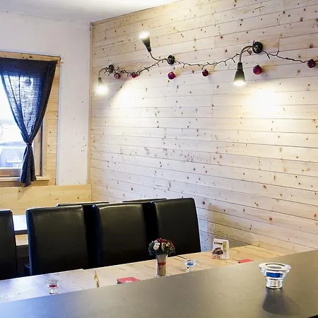 蒙塔纳拉酒店 公寓 *